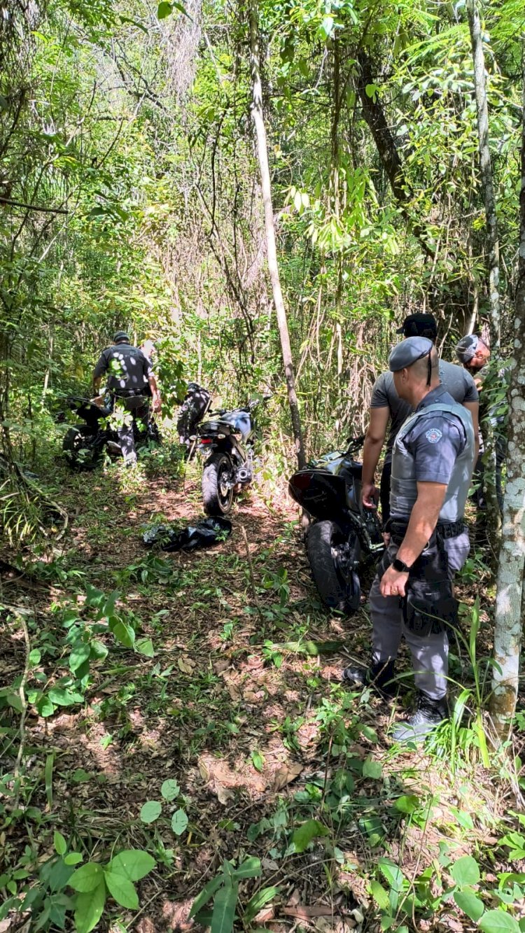 Polícia Militar Localiza e Recupera Três Motos Roubadas na Estrada Municipal da Pedra Grande