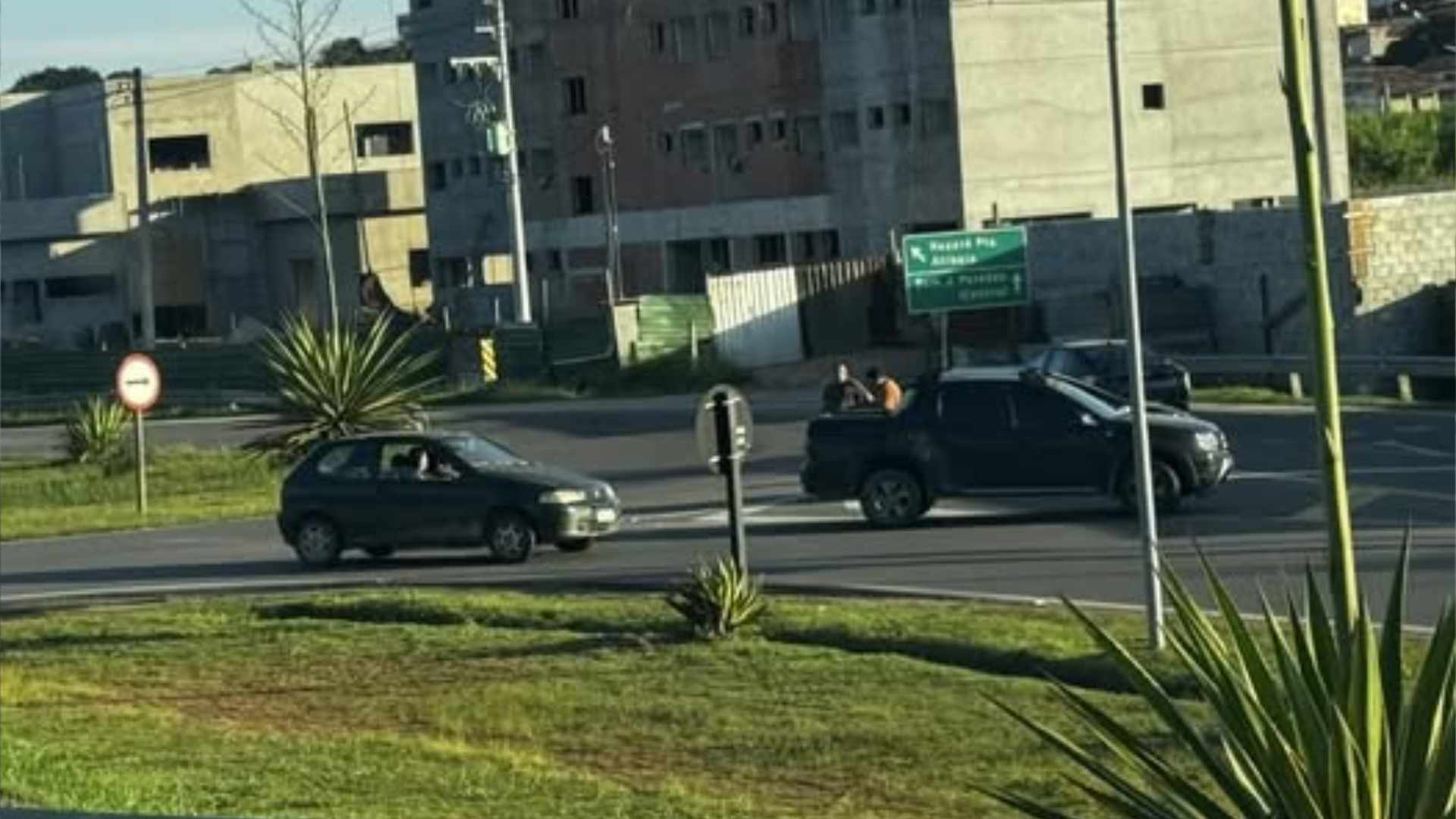 MAIS UM ACIDENTE É REGISTRADO NA ROTATÓRIA EM BOM JESUS DOS PERDÕES