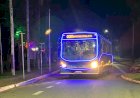 Bragança Paulista Brilha com Ônibus Iluminado nas Festividades Natalinas