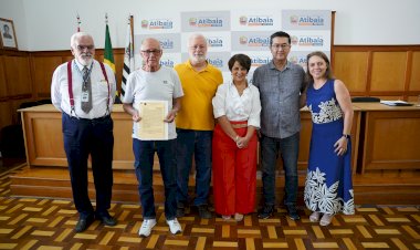 Prefeitura de Atibaia Entrega 18 Títulos de Propriedade no Loteamento Mirante da Pedra Grande