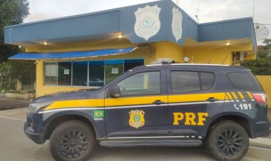 Operação Conjunta da PRF e PCSP Prende Mulher com Identidade Falsa e Mandado de Prisão em Atibaia