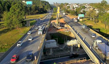 Acidente na Fernão Dias: Vítima Atropelada por Caminhão em Atibaia