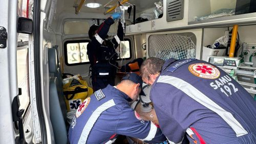 SAMU REVERTE PARADA CARDIORRESPIRATÓRIA DE JOVEM APÓS ENGASGO EM ATIBAIA