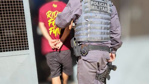 PM CAPTURA PROCURADO PELA JUSTIÇA EM BOM JESUS DOS PERDÕES