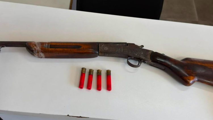 POLÍCIA MILITAR PRENDE HOMEM POR AMEAÇA E POSSE ILEGAL DE ARMA EM ATIBAIA